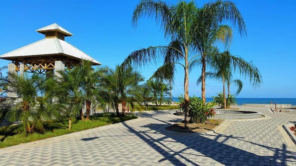 Hotel Art Deco Beach La Ceiba Eksteriør billede
